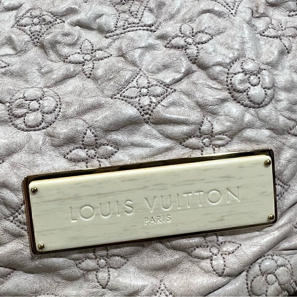 LOUIS VUITTON Monogram Olympe Nimbus PM 18x12 embossed leather EUC vintage rare - Picture 13 of 17